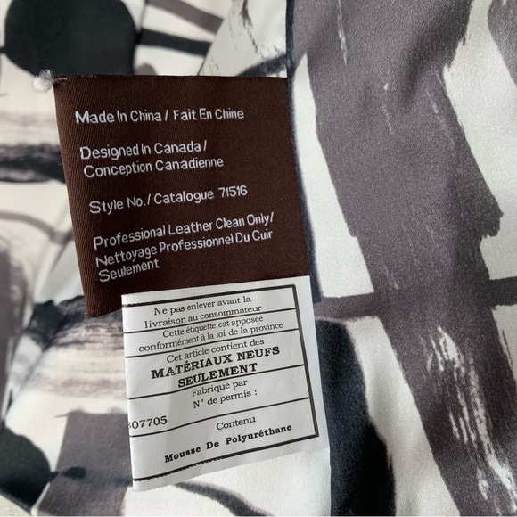 Danier  White moto Leather Jacket - Picture 11 of 12